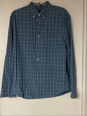 Two Mens Button-Down Shirts, size Large